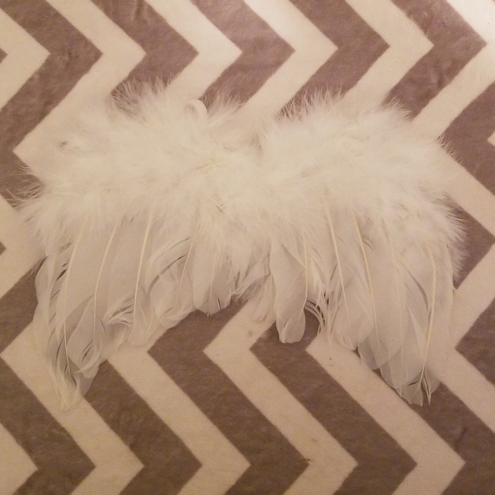 Baby angel wings